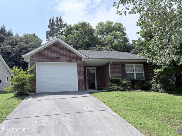 943 Spring Park Rd, Knoxville, TN 37914