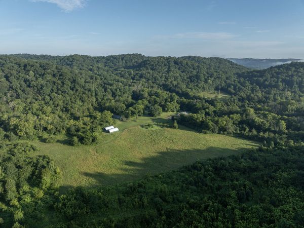 1100 Pond Creek Rd , Ashland City, TN 37015