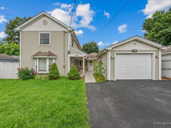 122 S Edison Avenue, Elgin, IL 60123