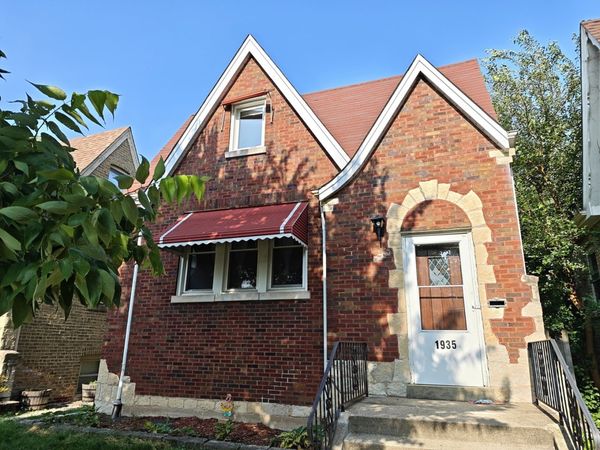1935 Wenonah Avenue , Berwyn, IL 60402