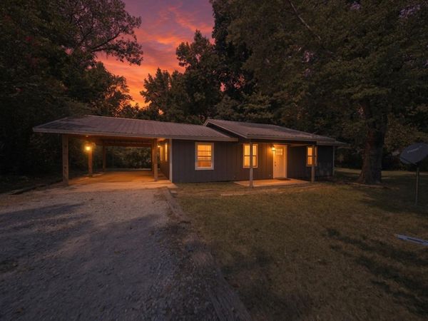 35 N Goodwin Street, Batesville, AR 72501