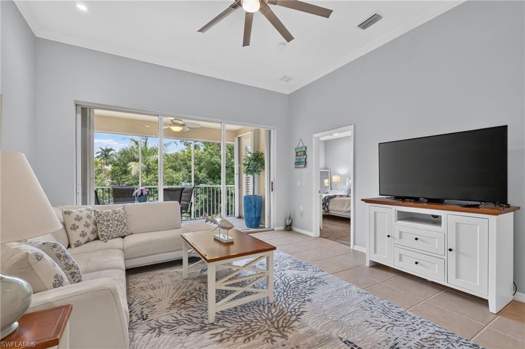 1285 Sweetwater Cv, Unit 2106, Naples, FL 34110 Photo