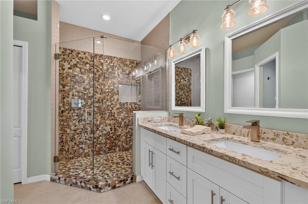 1285 Sweetwater Cv, Unit 2106, Naples, FL 34110 Photo