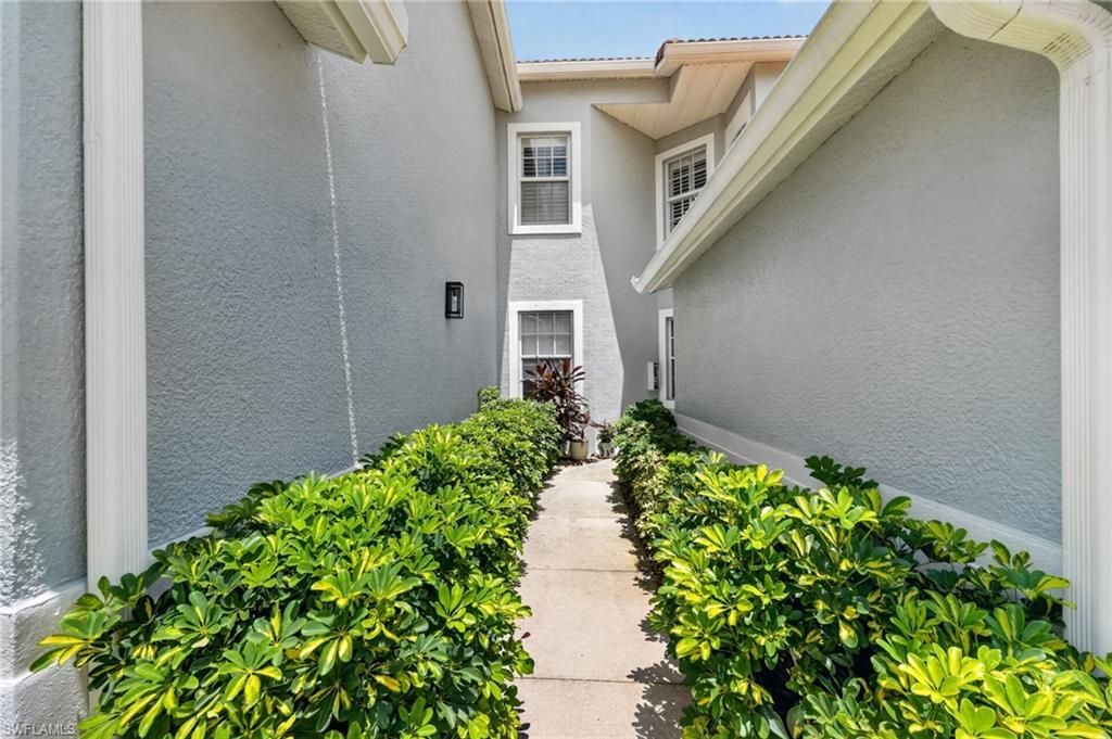 1285 Sweetwater Cv, Unit 2106, Naples, FL 34110 Photo