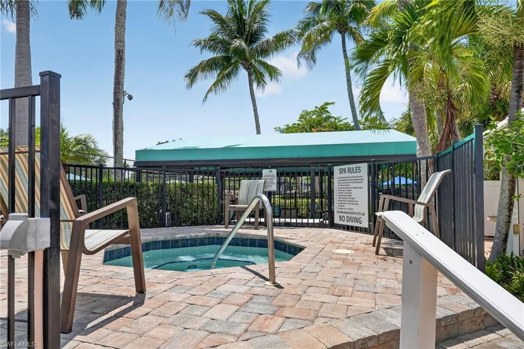 1285 Sweetwater Cv, Unit 2106, Naples, FL 34110 Photo