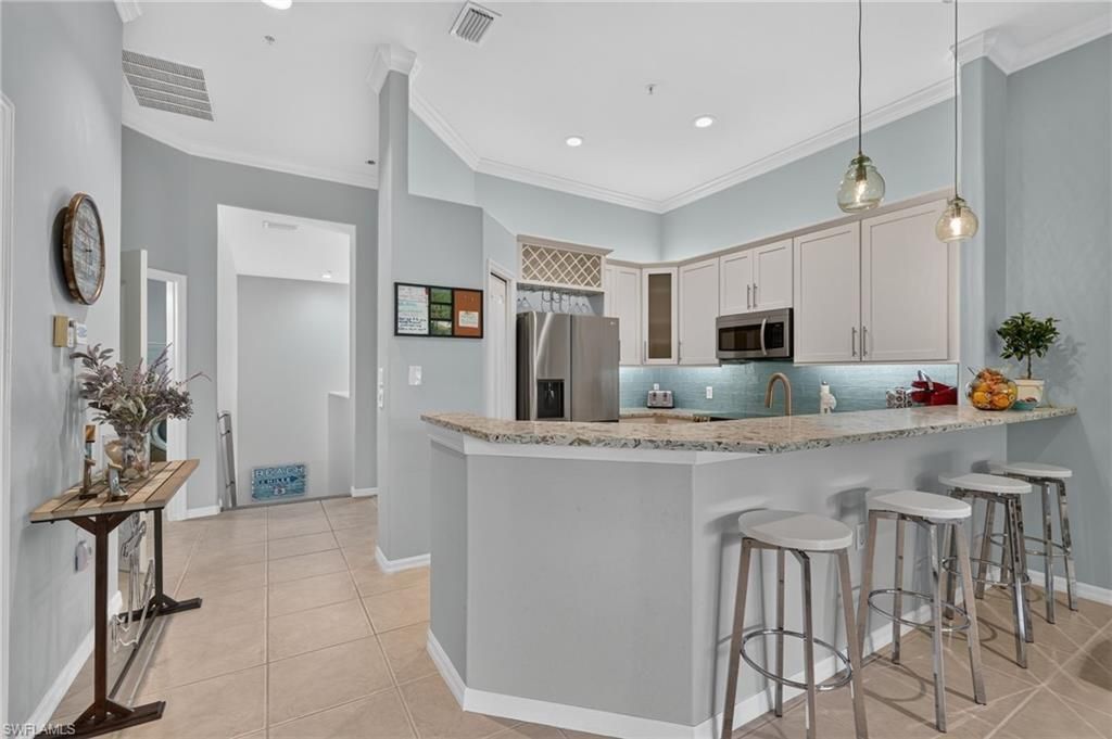 1285 Sweetwater Cv, Unit 2106, Naples, FL 34110 Photo