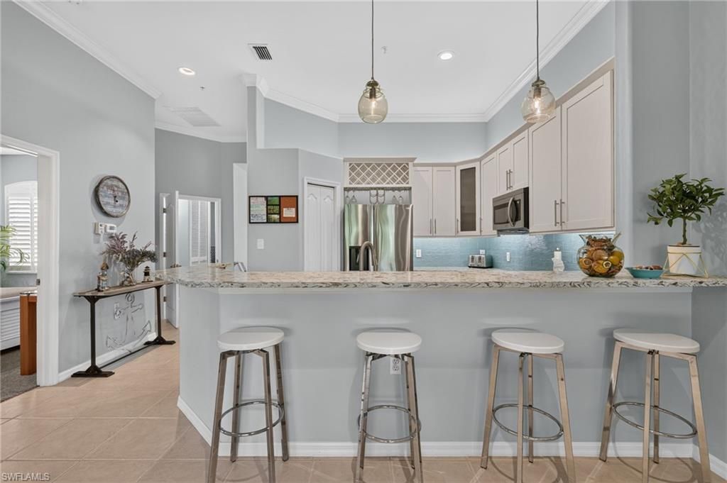 1285 Sweetwater Cv, Unit 2106, Naples, FL 34110 Photo