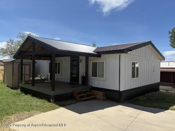 825 E 7th Street, Unit 27, Craig, CO 81625