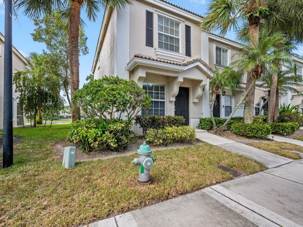5072 Palmbrooke Circle, West Palm Beach, FL 33417