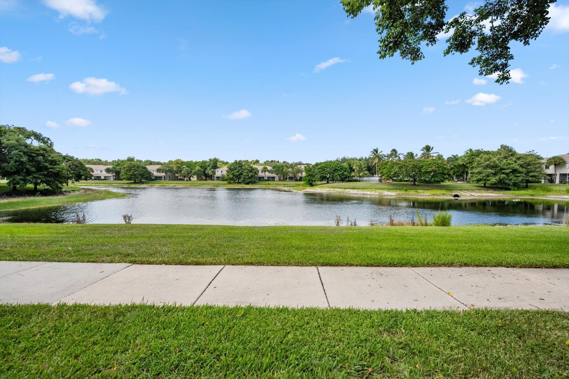 5072 Palmbrooke Circle, West Palm Beach, FL 33417 Photo