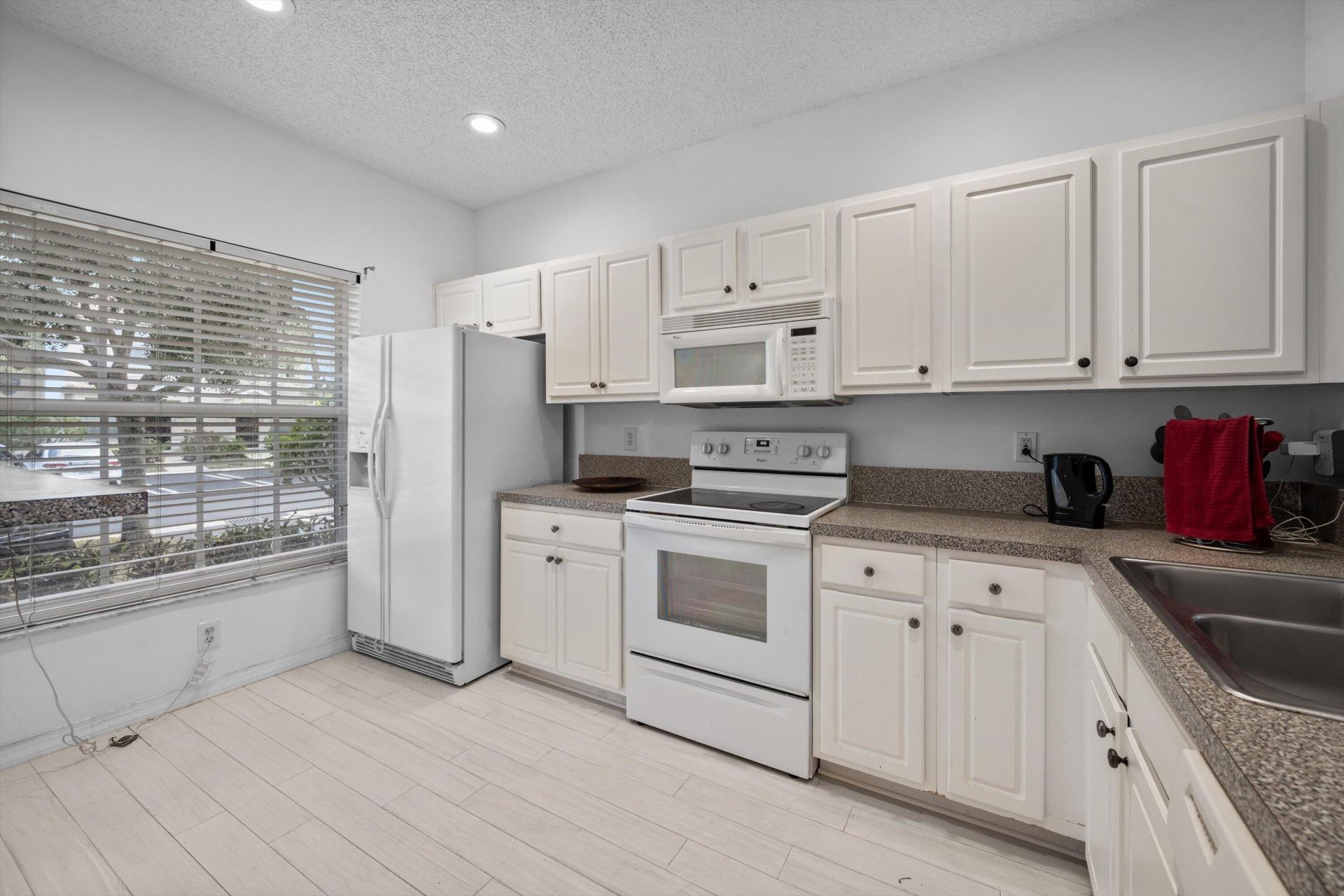 5072 Palmbrooke Circle, West Palm Beach, FL 33417 Photo