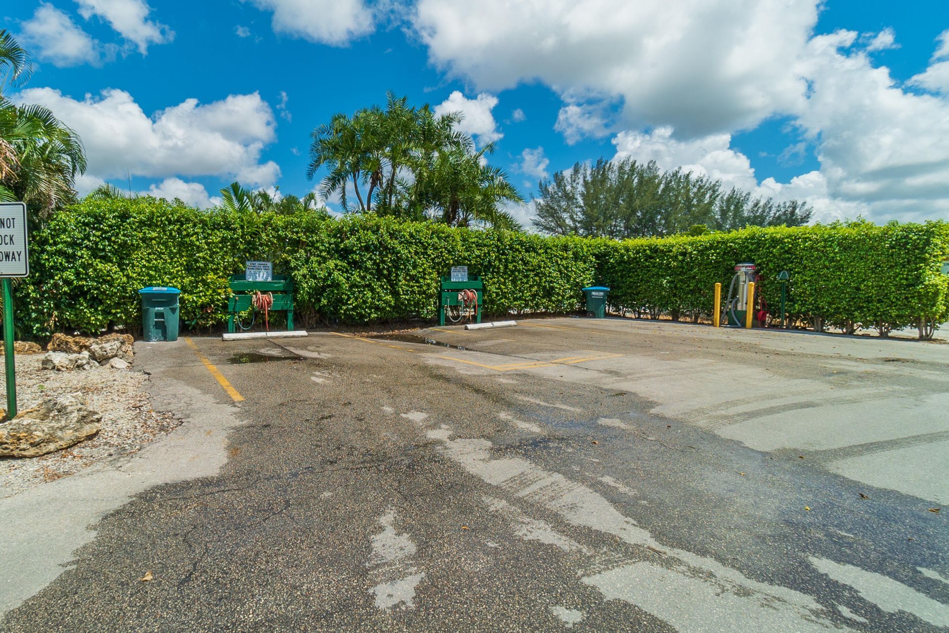 9420 S Hollybrook Lake Drive, Unit 304, Pembroke Pines, FL 33025 Photo