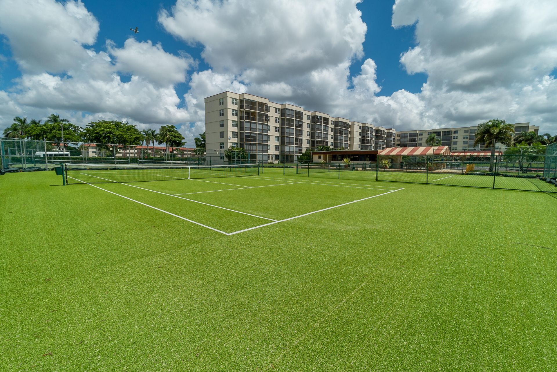 9420 S Hollybrook Lake Drive, Unit 304, Pembroke Pines, FL 33025 Photo