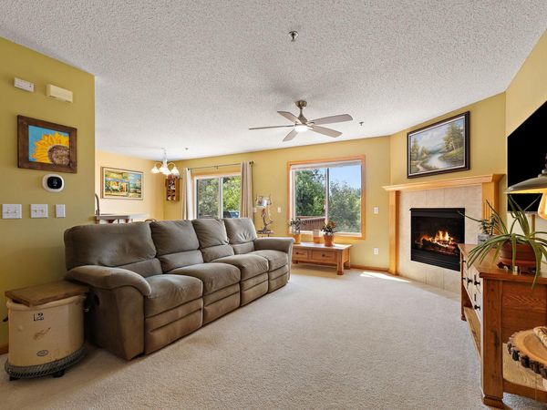 497 Pleasant Lane, Chaska, MN 55318