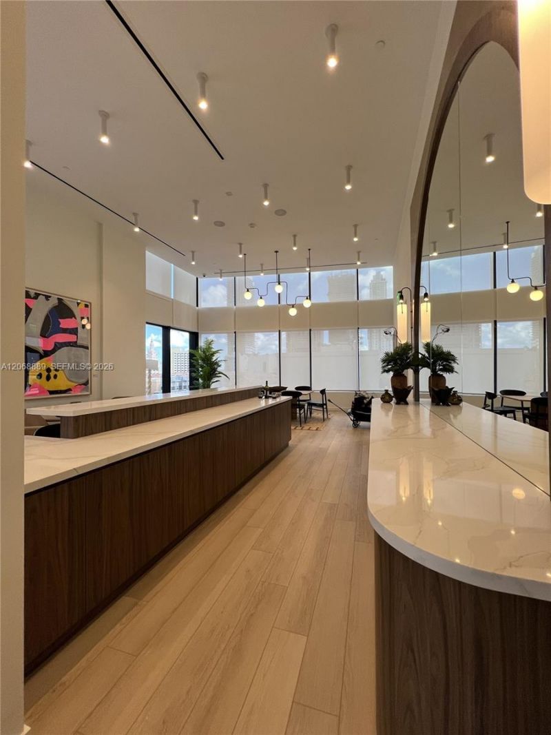 225 N Miami Ave , Unit 1702, Miami, FL 33128 Photo