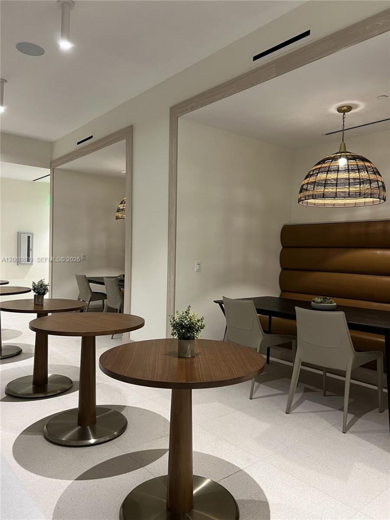 225 N Miami Ave , Unit 1702, Miami, FL 33128 Photo