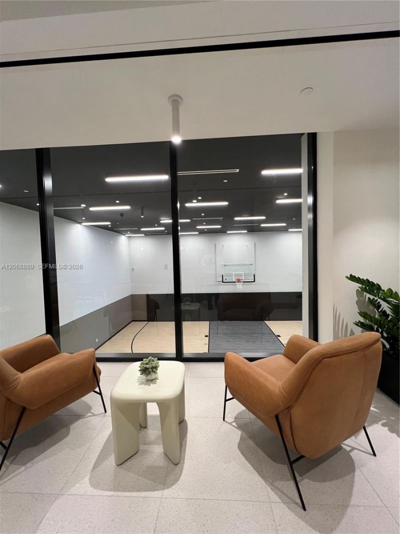 225 N Miami Ave , Unit 1702, Miami, FL 33128 Photo