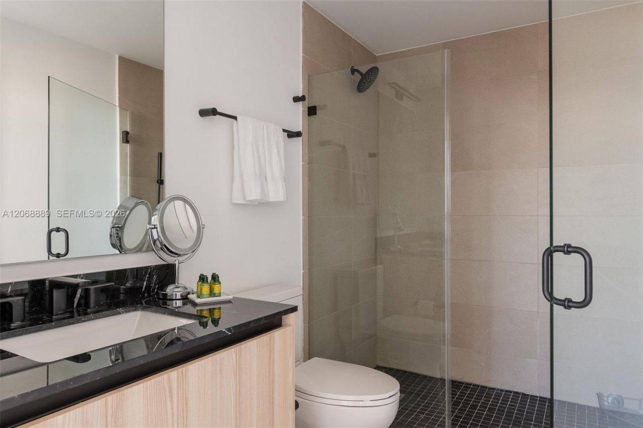 225 N Miami Ave , Unit 1702, Miami, FL 33128 Photo