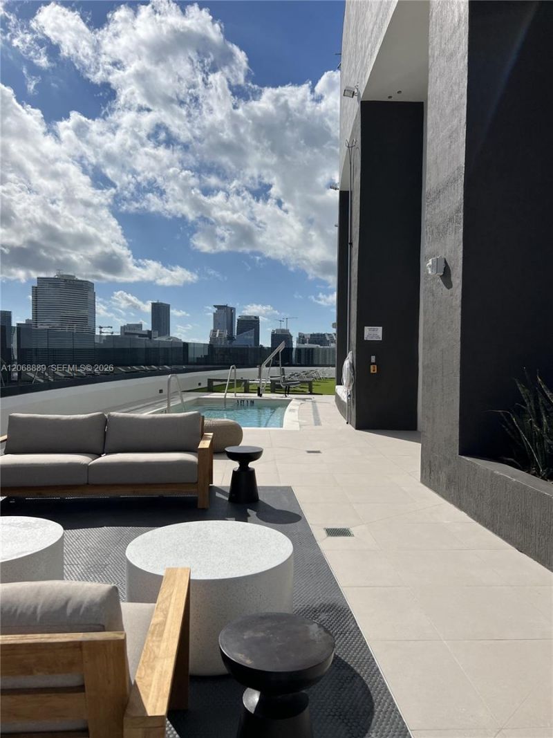 225 N Miami Ave , Unit 1702, Miami, FL 33128 Photo