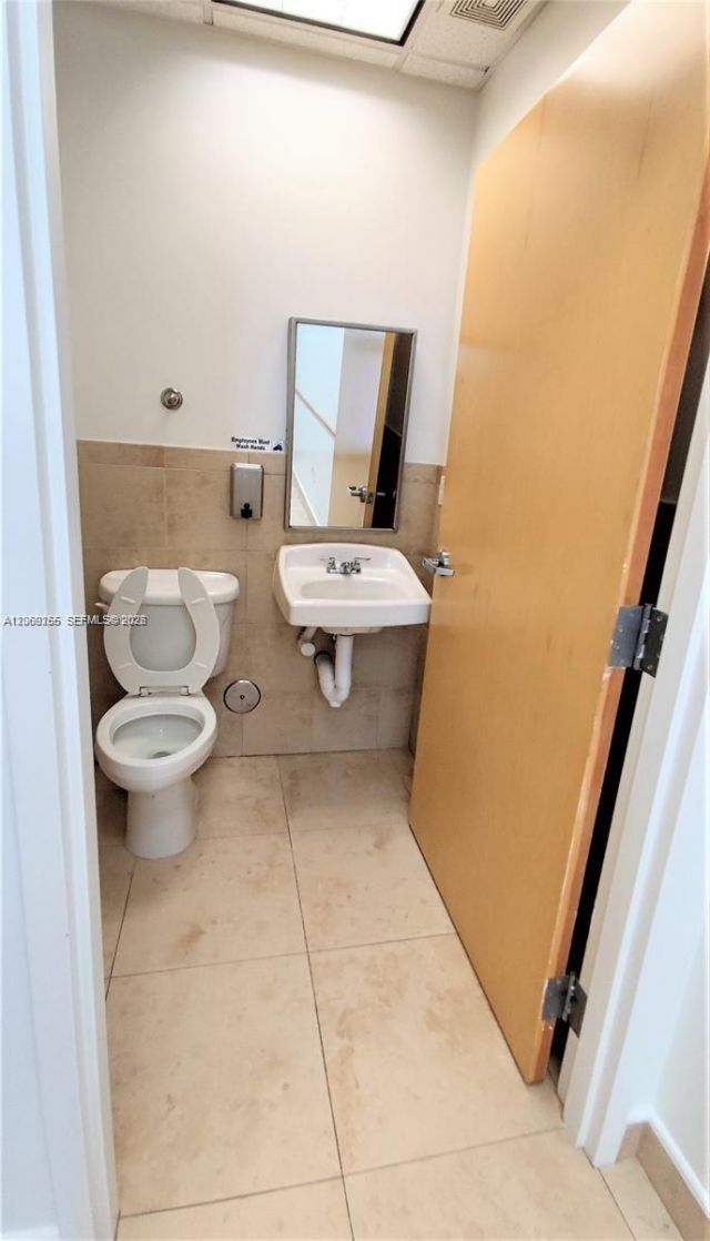 925 NE 30th Ter , Unit 300, Homestead, FL 33033 Photo