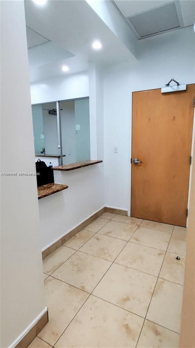 925 NE 30th Ter , Unit 300, Homestead, FL 33033 Photo