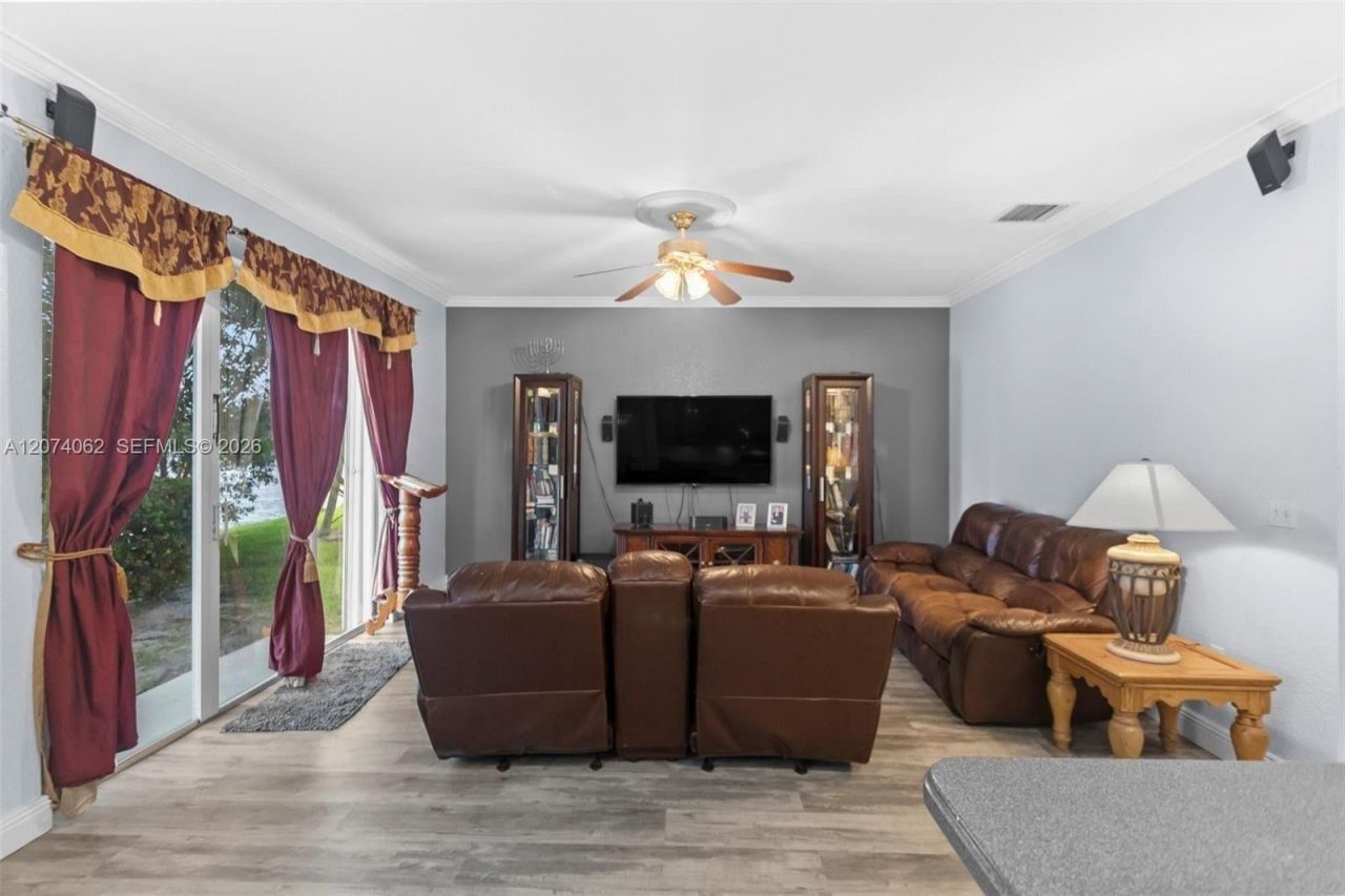4261 SW 126th Ave, Miramar, FL 33027 Photo