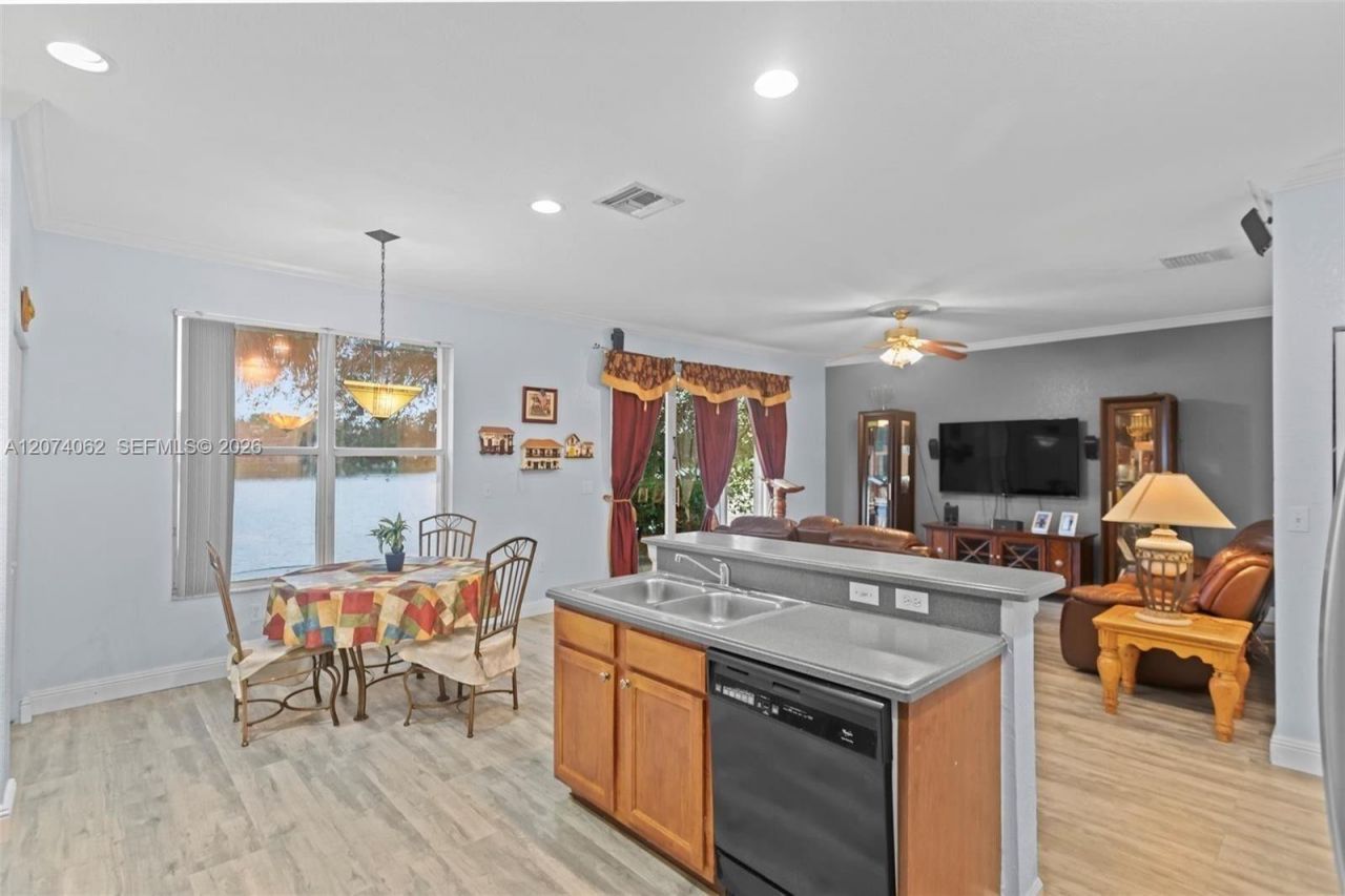 4261 SW 126th Ave, Miramar, FL 33027 Photo