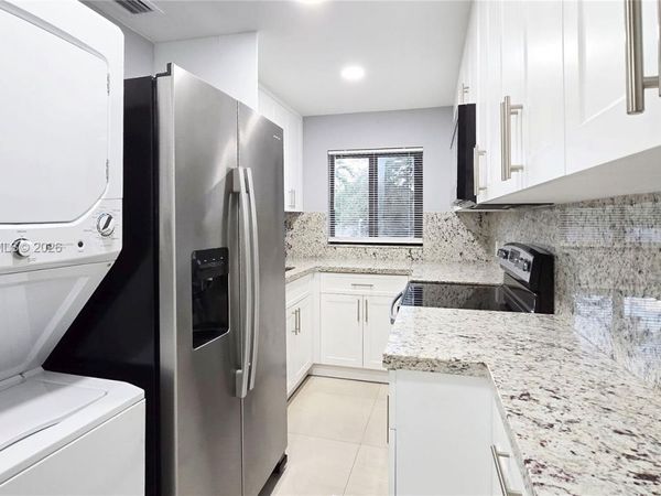 50 W 28th St , Unit 56, Hialeah, FL 33010