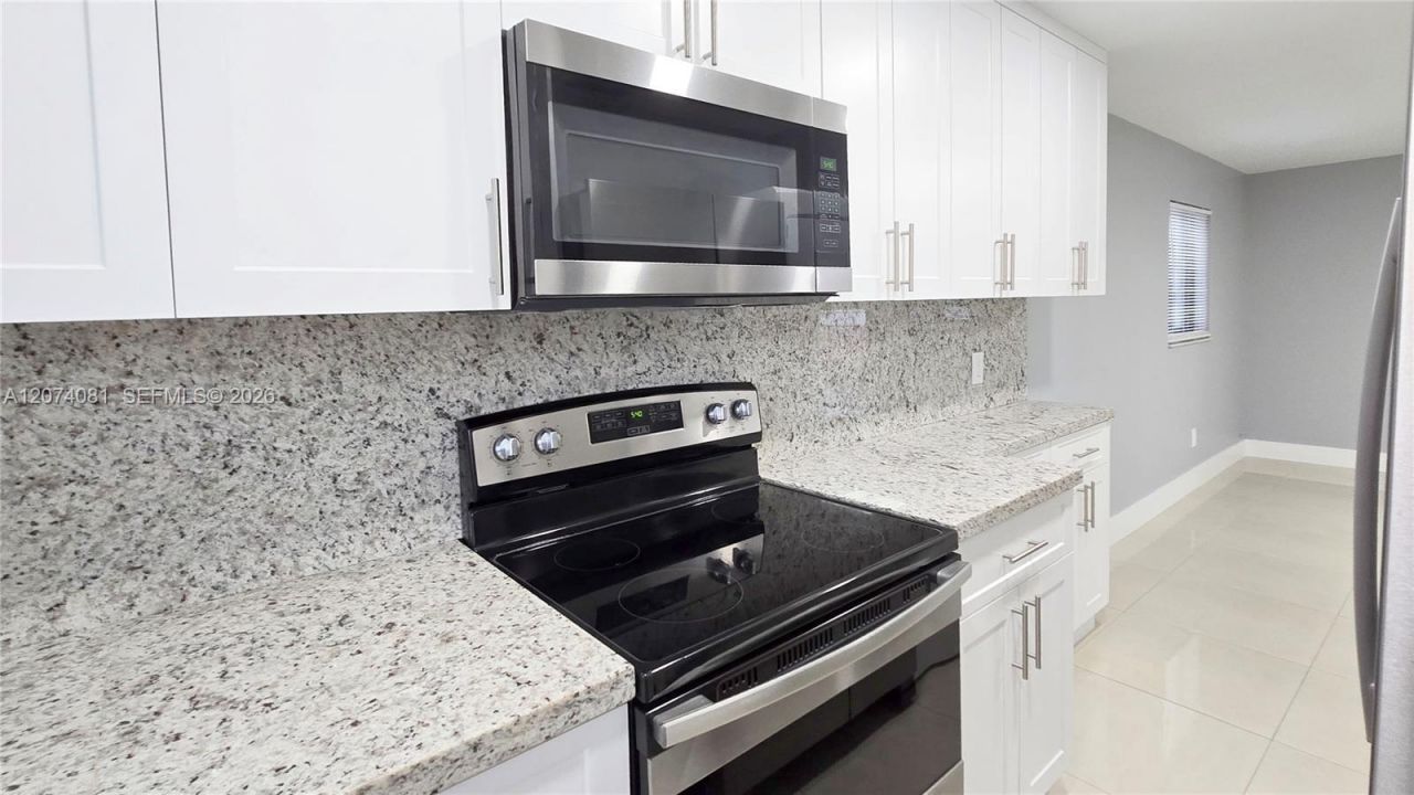 50 W 28th St , Unit 56, Hialeah, FL 33010 Photo