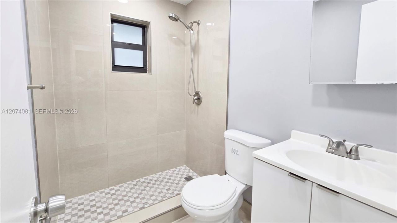 50 W 28th St , Unit 56, Hialeah, FL 33010 Photo