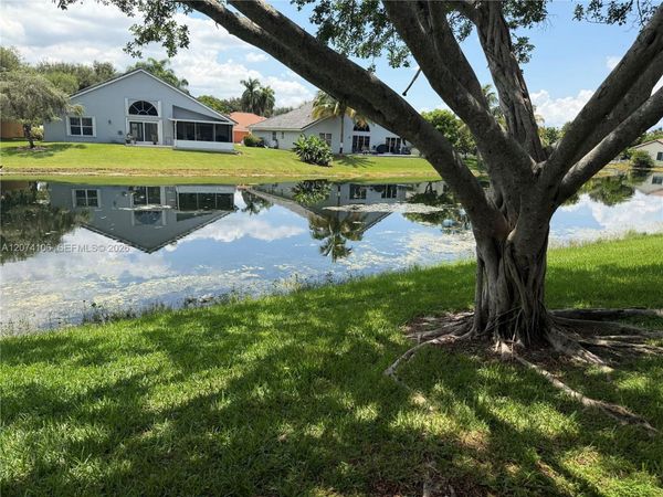 9454 S Palm Cir S , Unit 9454, Pembroke Pines, FL 33025