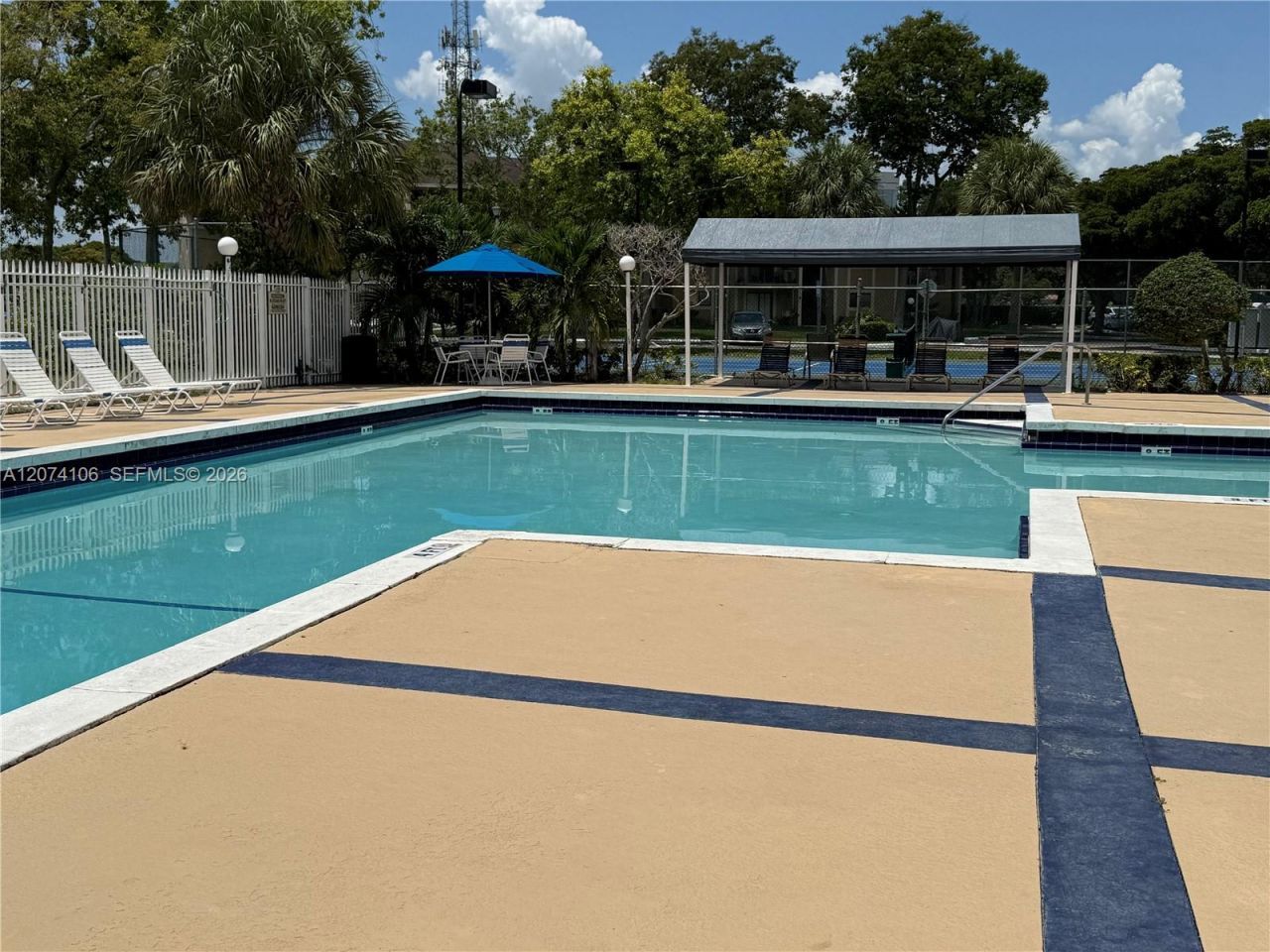 9454 S Palm Cir S , Unit 9454, Pembroke Pines, FL 33025 Photo