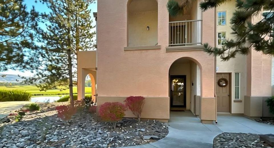 6230 Ingleston Drive, Unit 222, Sparks, NV 89436 Photo