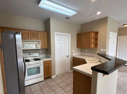 6230 Ingleston Drive, Unit 222, Sparks, NV 89436 Photo