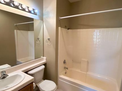6230 Ingleston Drive, Unit 222, Sparks, NV 89436 Photo