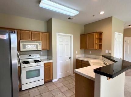 6230 Ingleston Drive, Unit 222, Sparks, NV 89436 Photo