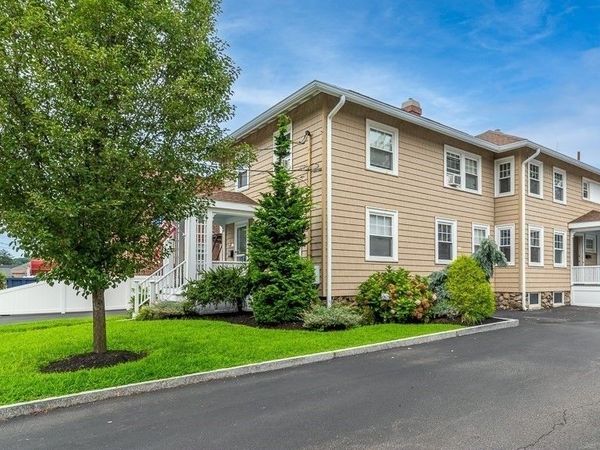 37 Richardson Ave, Unit 37A, Wakefield, MA 01880