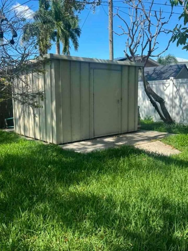 1865 Nebraska Avenue Ne, Saint Petersburg, FL 33703 Photo