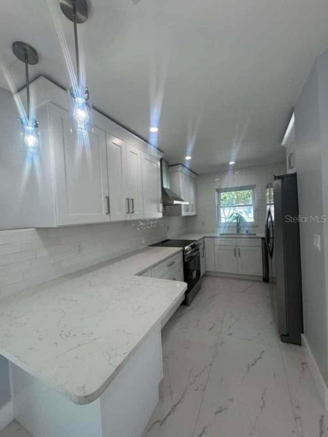 1865 Nebraska Avenue Ne, Saint Petersburg, FL 33703 Photo