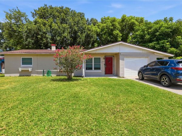 4915 PINE NEEDLE DRIVE , ORLANDO, FL 32808