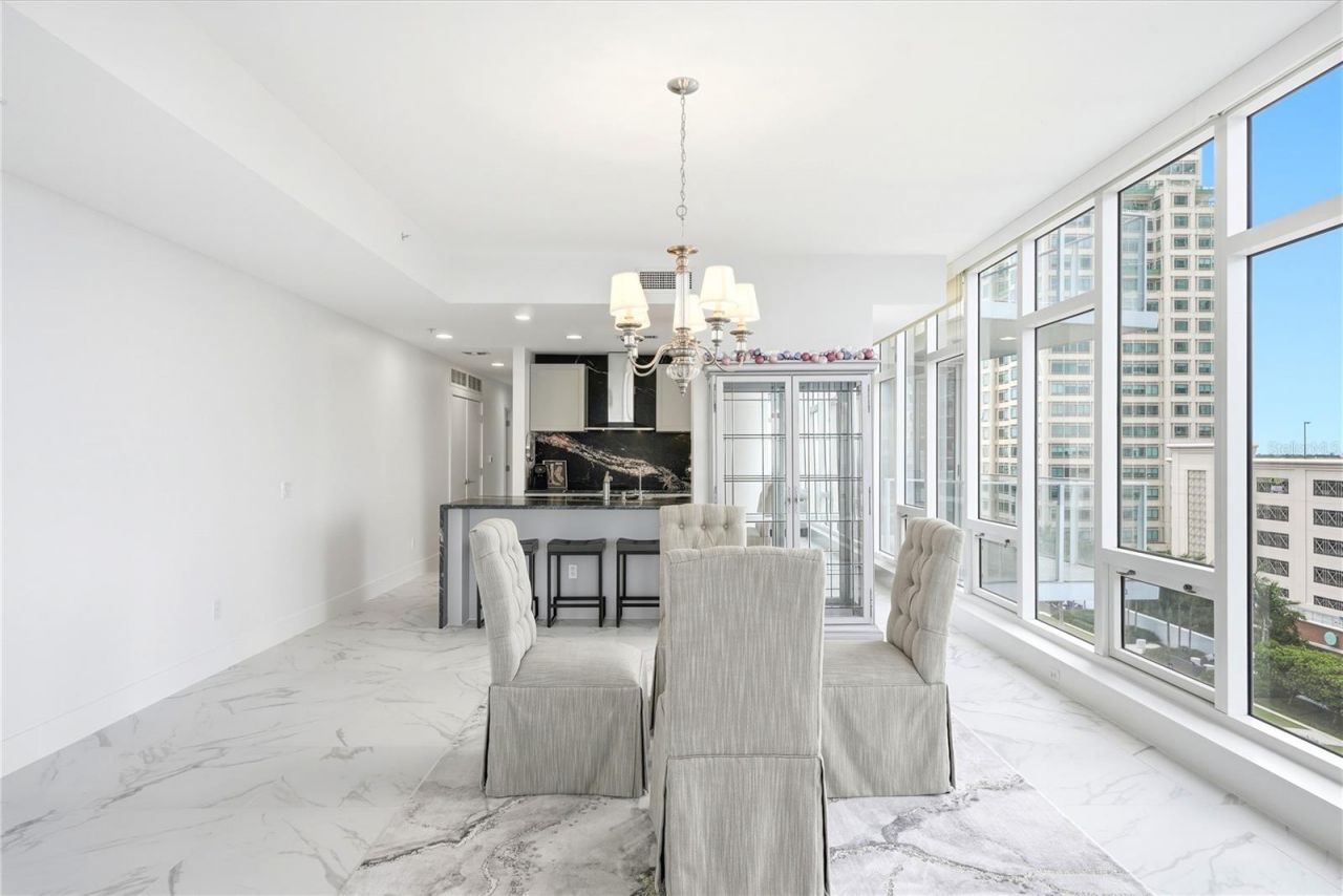 175 1st Street S, Unit 1008, Saint Petersburg, FL 33701 Photo