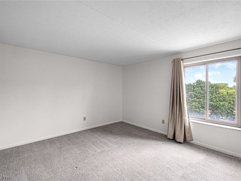 50 S Rocky River, Unit 506, Berea, OH 44017 Photo 10