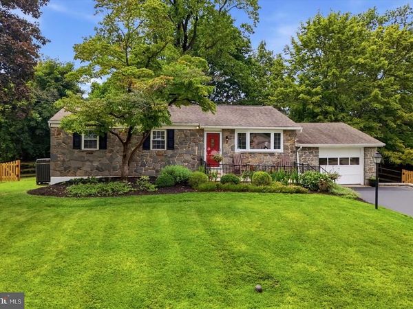 160 S MIDLAND AVENUE , NORRISTOWN, PA 19403