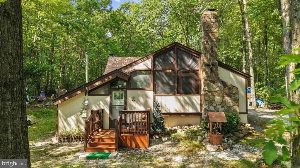 9387 SHERWOOD DRIVE , KUNKLETOWN, PA 18058