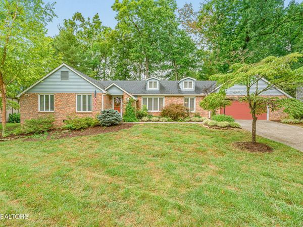 7921 Castlecomb Rd, Powell, TN 37849