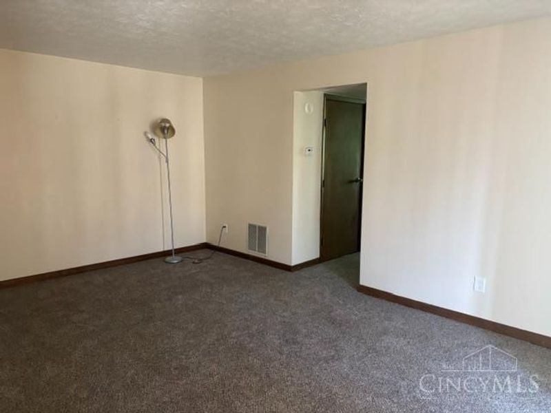 2200 Augusta Boulevard, Unit 128, Fairfield, OH 45014 Photo 5
