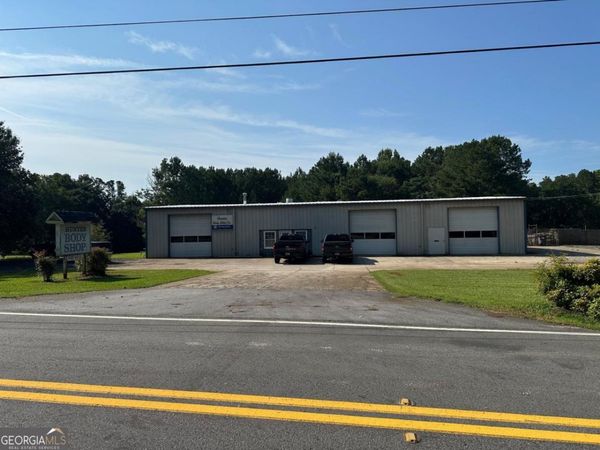 890 Sleepy Hollow Road, Powder Springs, GA 30127