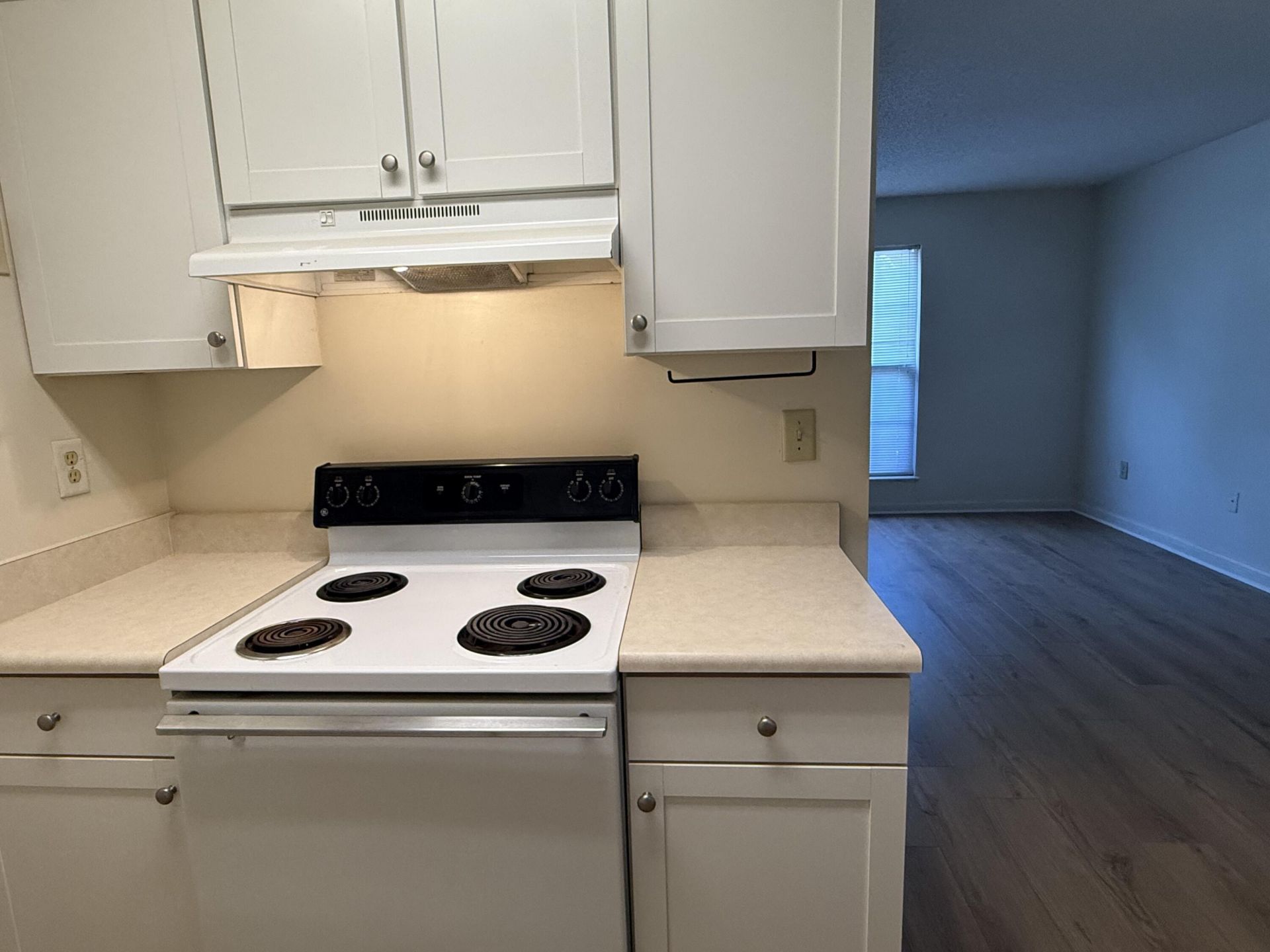 2494 Etiwan Photo 17