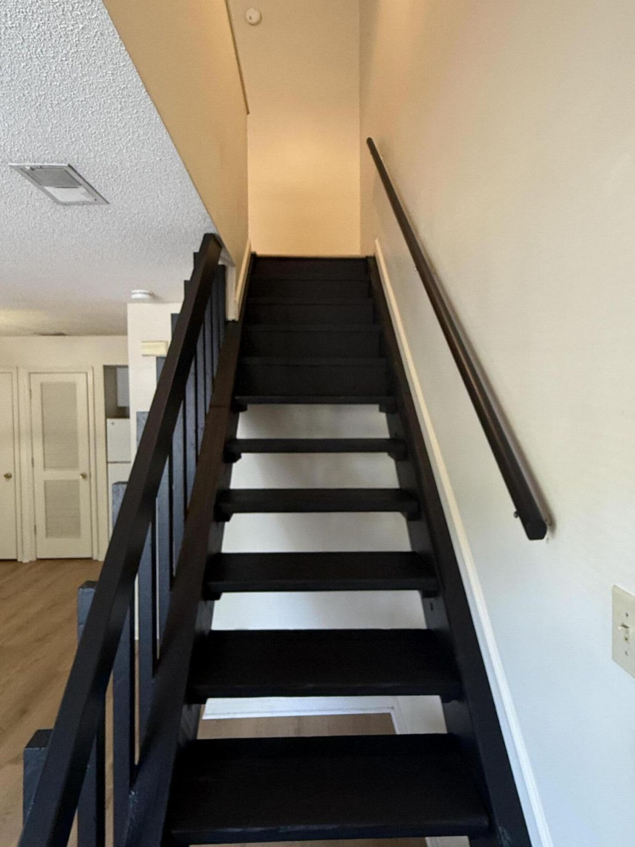 2494 Etiwan Photo 18
