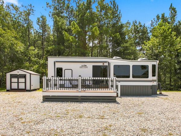 147 Howard Switch Rd, Hohenwald, TN 38462